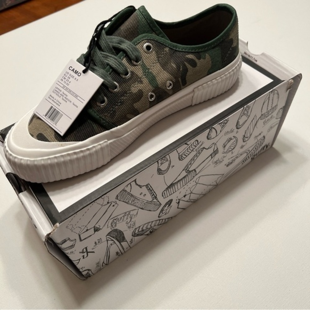 New With Box Guffy's Womens Camo Sneaker Size‎ 8.5 🔥🔥 - Picture 5 of 6